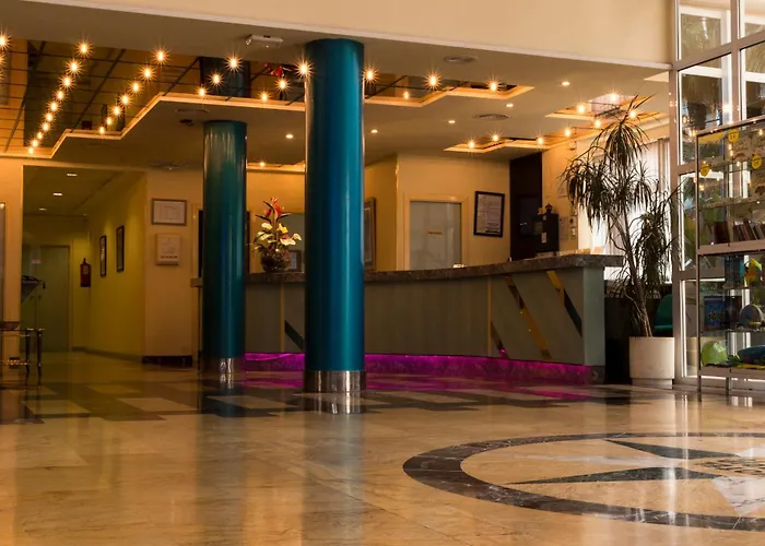 Hotel Tropic